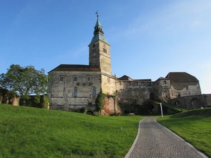Burg Güssing - Ritteressen und Burg besichtigen mit RETTER EVENTS