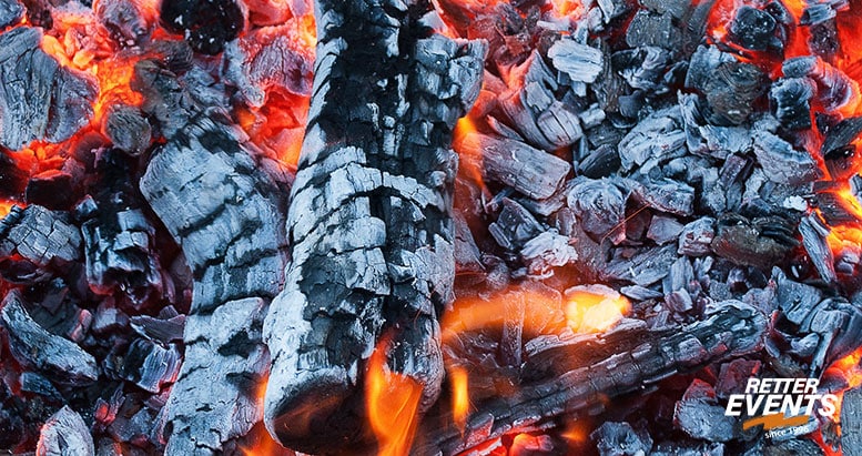 glühende_kohlen_feuerlauf Feuerlauf_glühende Kohlen